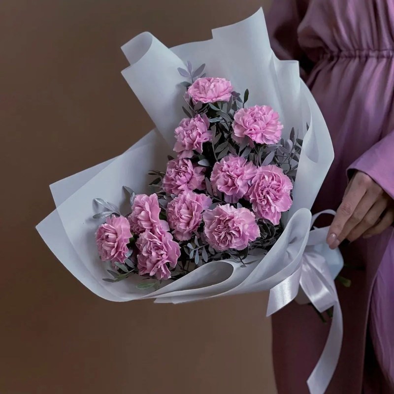 Розовые диантусы Кишинев